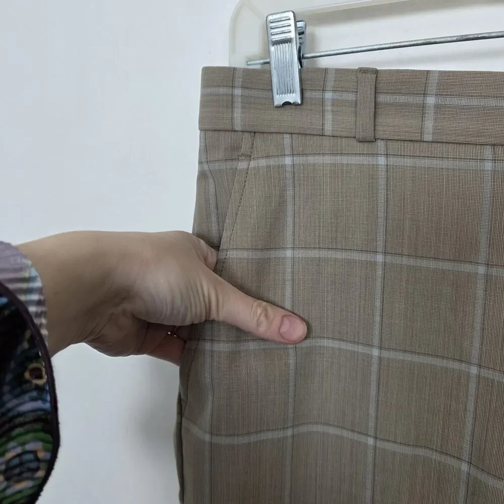 Banana Republic Tan White Windowpane Wool Pleated Ryan Straight Dress Pants Sz 4